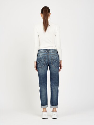 Loosefit Jean '94GERDA' Gang en bleu