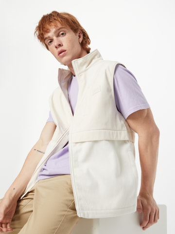 LEVI'S ® Liivi 'Geary Fleece Vest' värissä beige