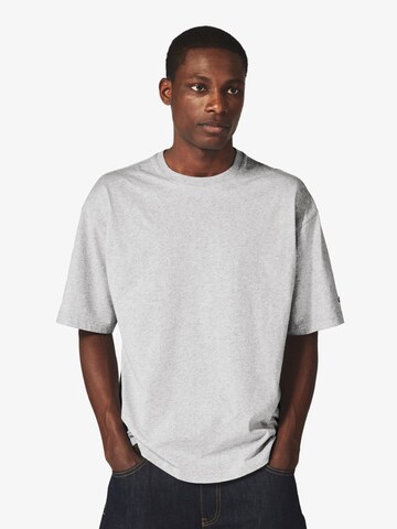 Champion Shirt in Grey: front