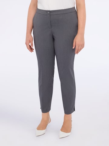 Fiorella Rubino Regular Trousers in Grey