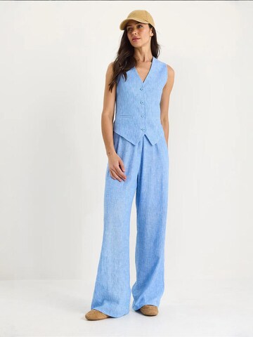 Completo pantalone di Bianco Lucci in blu