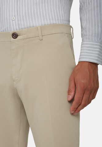 Boggi Milano Regular Trousers with creases in Beige