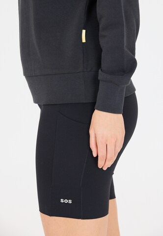 SOS Sweatshirt 'Bovec' in Schwarz