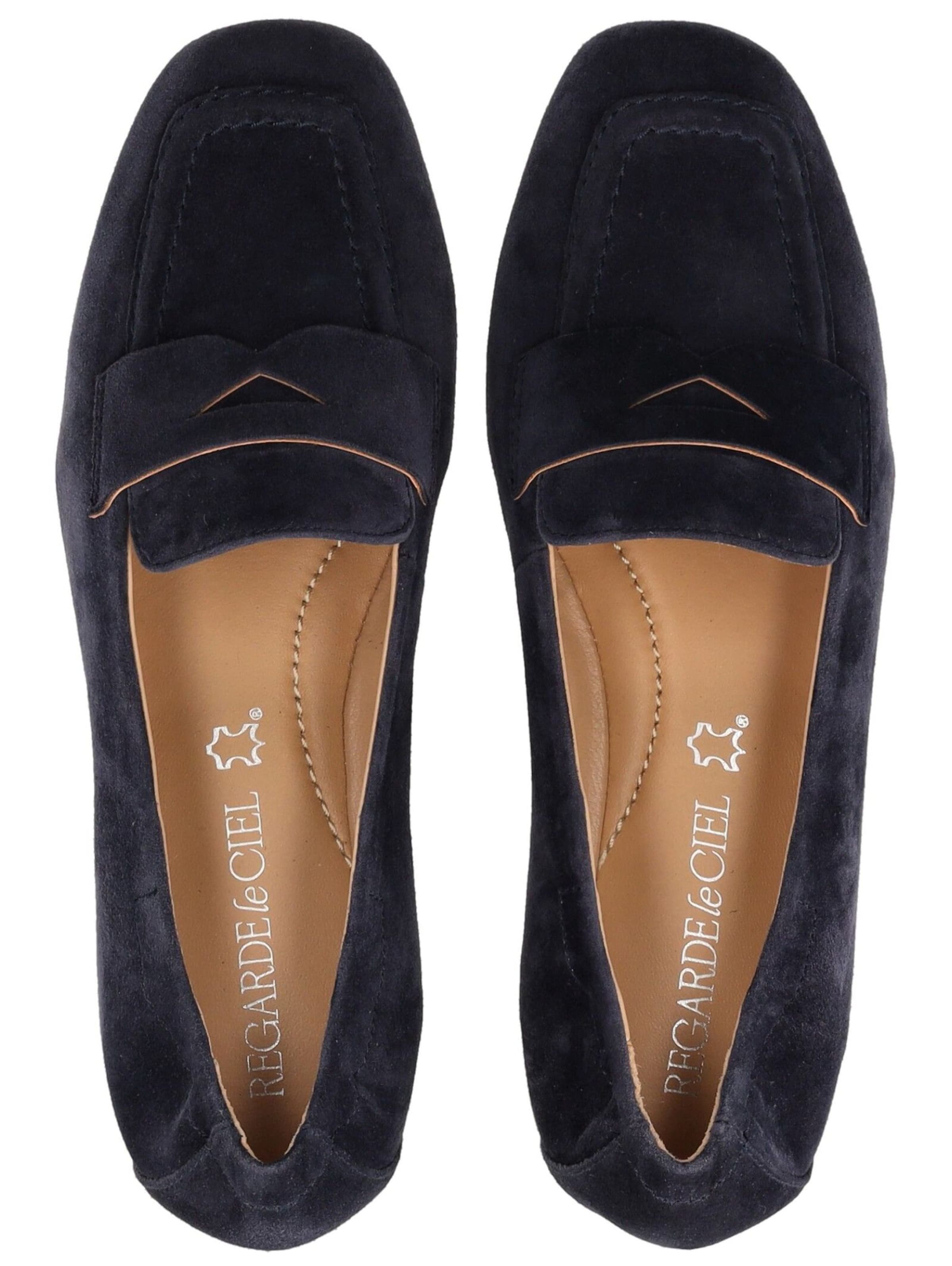 Ballerina di Regarde le Ciel in blu