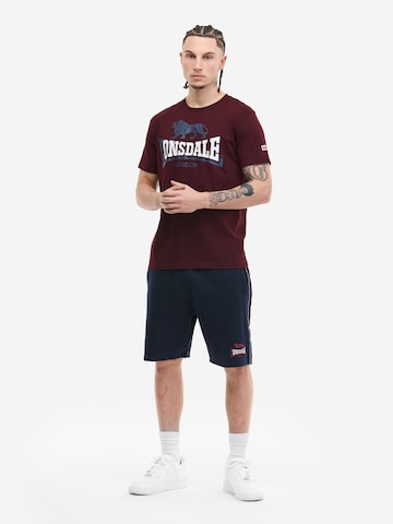 Tricou de la LONSDALE pe roșu