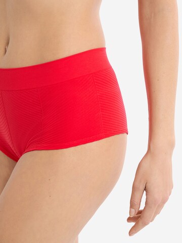 Panty 'Effortless' di ETAM in rosso