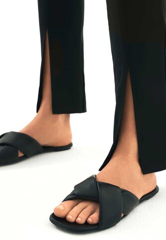 Kazar - Zapatos abiertos en negro
