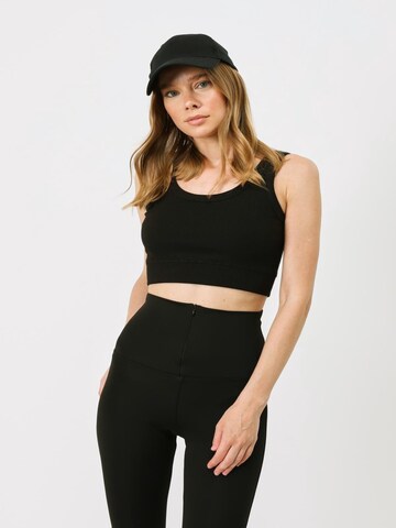 C&City Top in Black