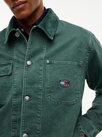 Veste mi-saison Tommy Jeans en vert