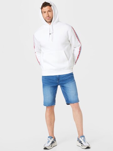 Hailys Men Regular Shorts 'Matt' in Blau