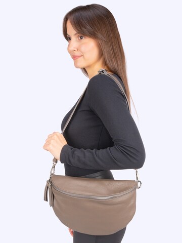 Seasons of April Gürteltasche 'Jaime' in Braun