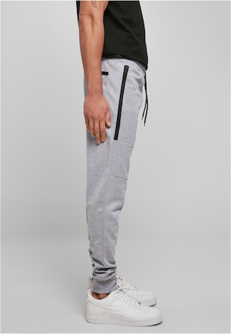 SOUTHPOLE Tapered Broek in Grijs