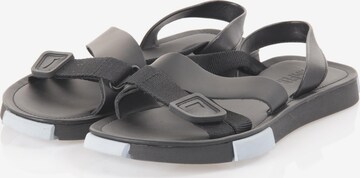 CAMPER Sandalen 41 in Schwarz: predná strana