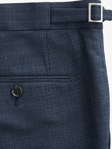Next Slimfit Suorat housut värissä sininen
