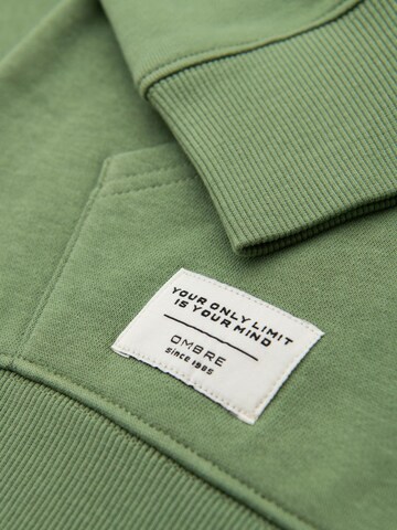 Ombre Sweatshirt in Grün