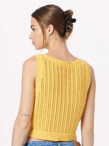 LEVI'S ® Knitted top 'Baby Blue Sweater Vest' in Yellow