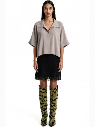 Busem Blouse in Lila