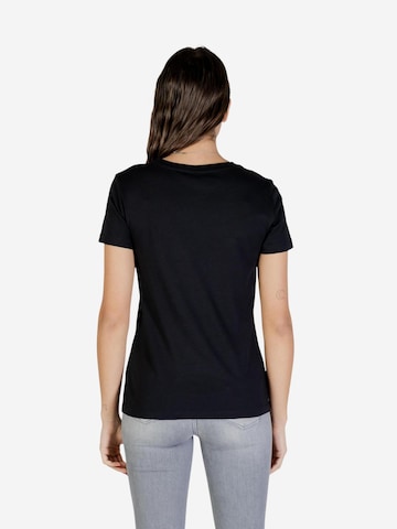 Maglietta 'XW002294 AF17172' di ARMANI EXCHANGE in nero