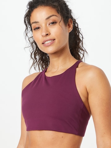 Girlfriend Collective Bralette Sports bra 'TOPANGA' in Red: front
