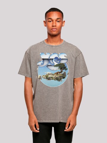 F4NT4STIC Shirt 'Yes Chrome Island' in Grijs: voorkant