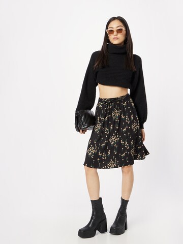 SOAKED IN LUXURY Skirt 'Shirley' in Black