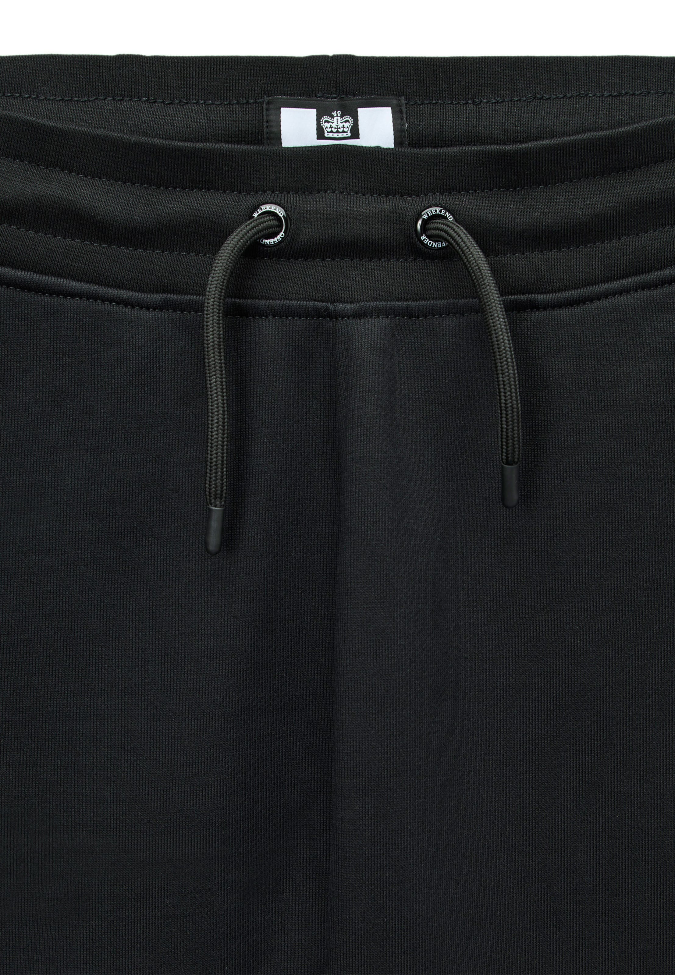 Weekend Offender Tapered Broek in Zwart