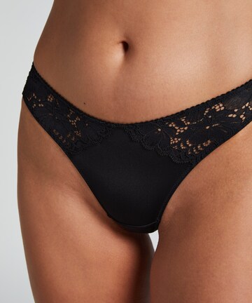 Hunkemöller String 'Andrea' in Black