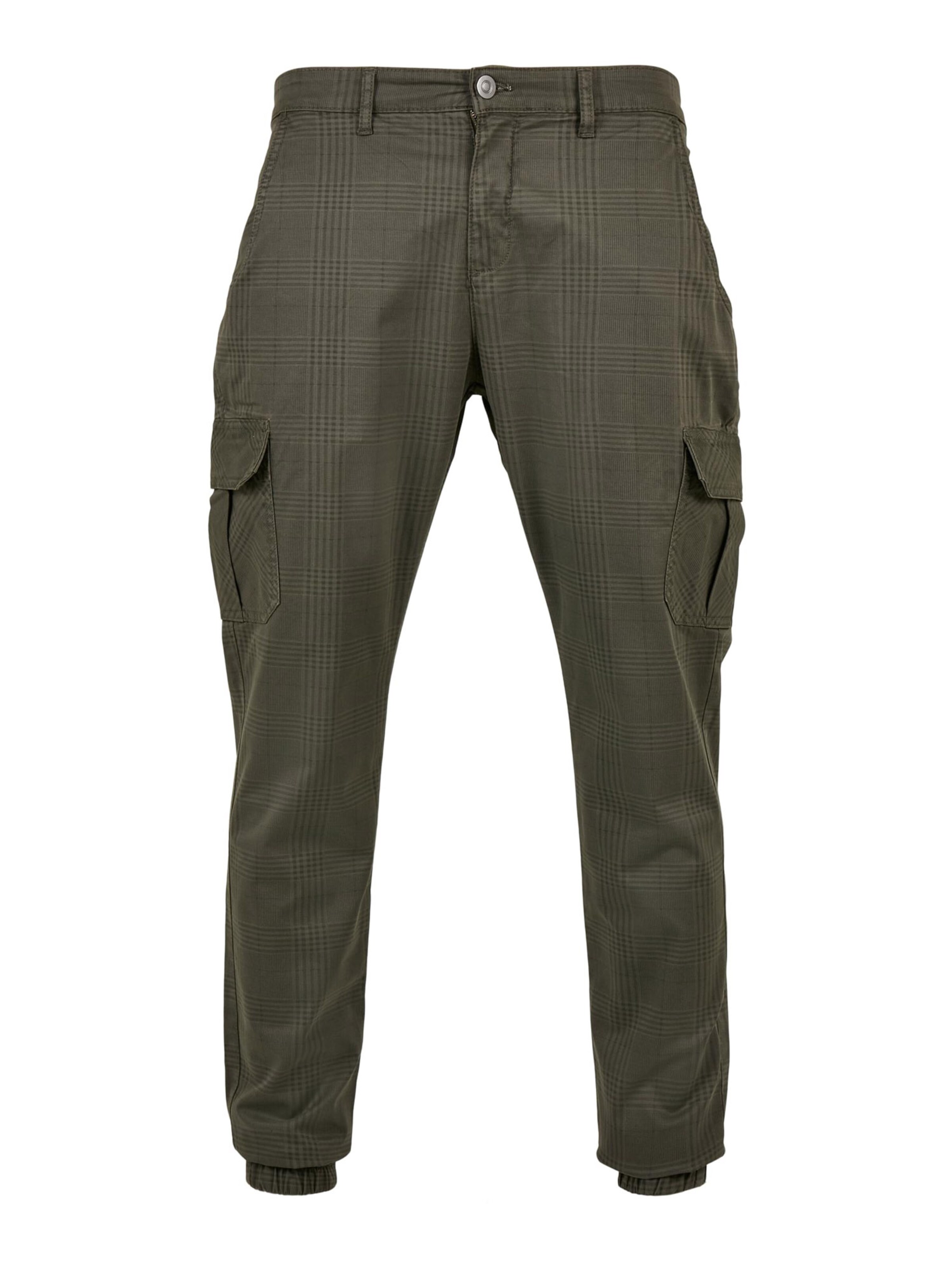 Urban Classics Cargo trousers in Green: front
