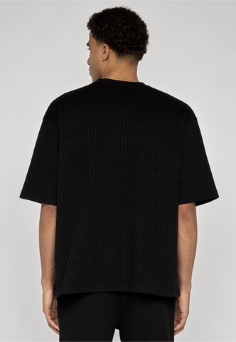 T-Shirt Urban Classics en noir