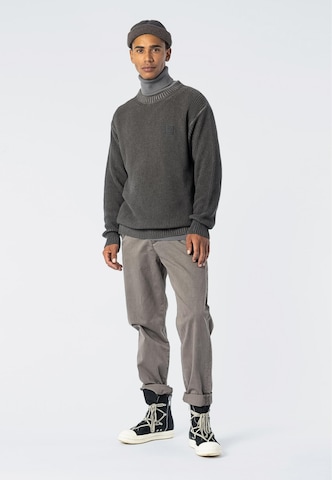 Elias Rumelis Regular Trousers 'Alexio' in Brown: front