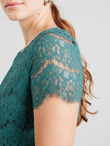 Vera Mont Cocktail Dress in Green