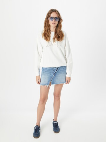 GAP Sweatshirt i hvid