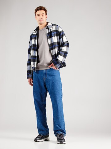 Sweat-shirt Abercrombie & Fitch en gris