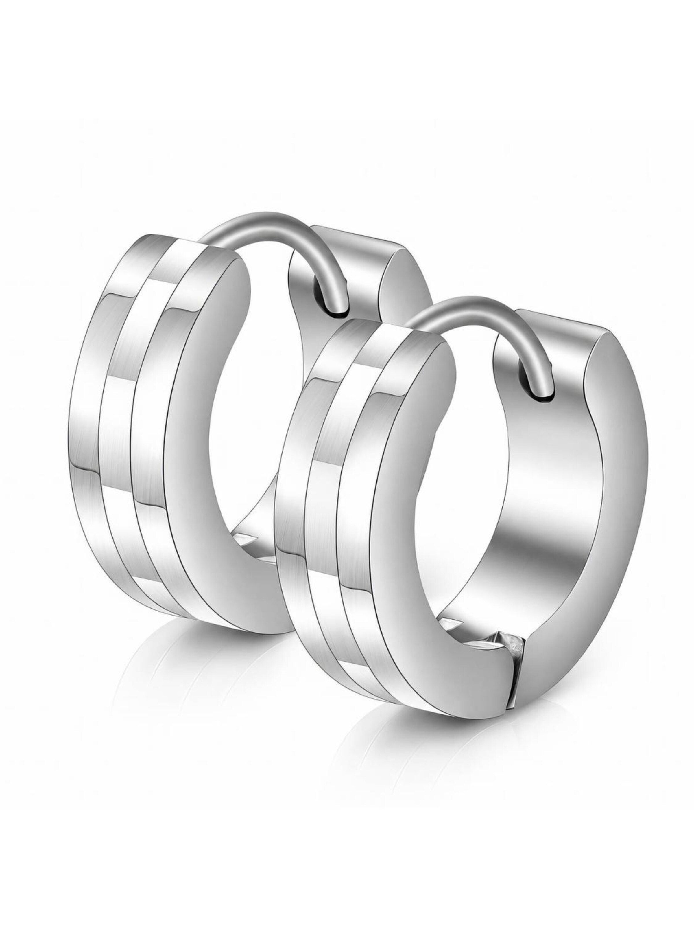 Eternal Oorbel 'Huggie Creolen' in Zilver: voorkant