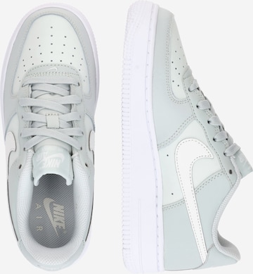 Baskets 'Air Force LV8 2' Nike Sportswear en Menthe, Vert Pastel