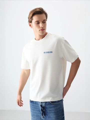 Tommy Life Shirt 'T-Shirts' in Brown: front
