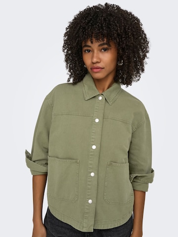 Veste mi-saison ONLY en vert : devant