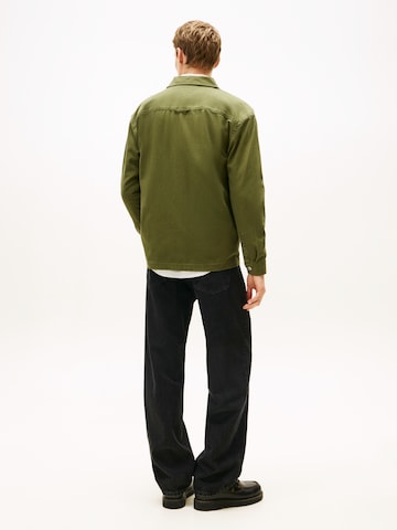 Giacca di mezza stagione 'Essential' di Tommy Jeans in verde