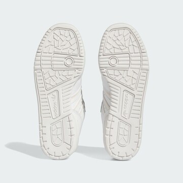 Baskets basses 'Rivalry' ADIDAS ORIGINALS en blanc