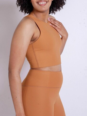 Girlfriend Collective Overdel 'Dylan' i orange