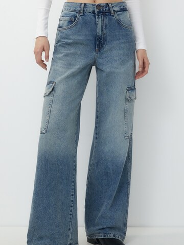 Wide Leg Jeans cargo Pull&Bear en bleu : devant