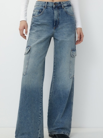 Pull&Bear Wide leg Cargojeans in Blauw: voorkant