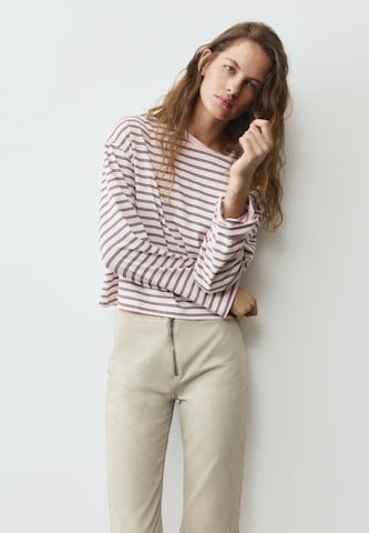 Tricou de la Pull&Bear pe maro: față