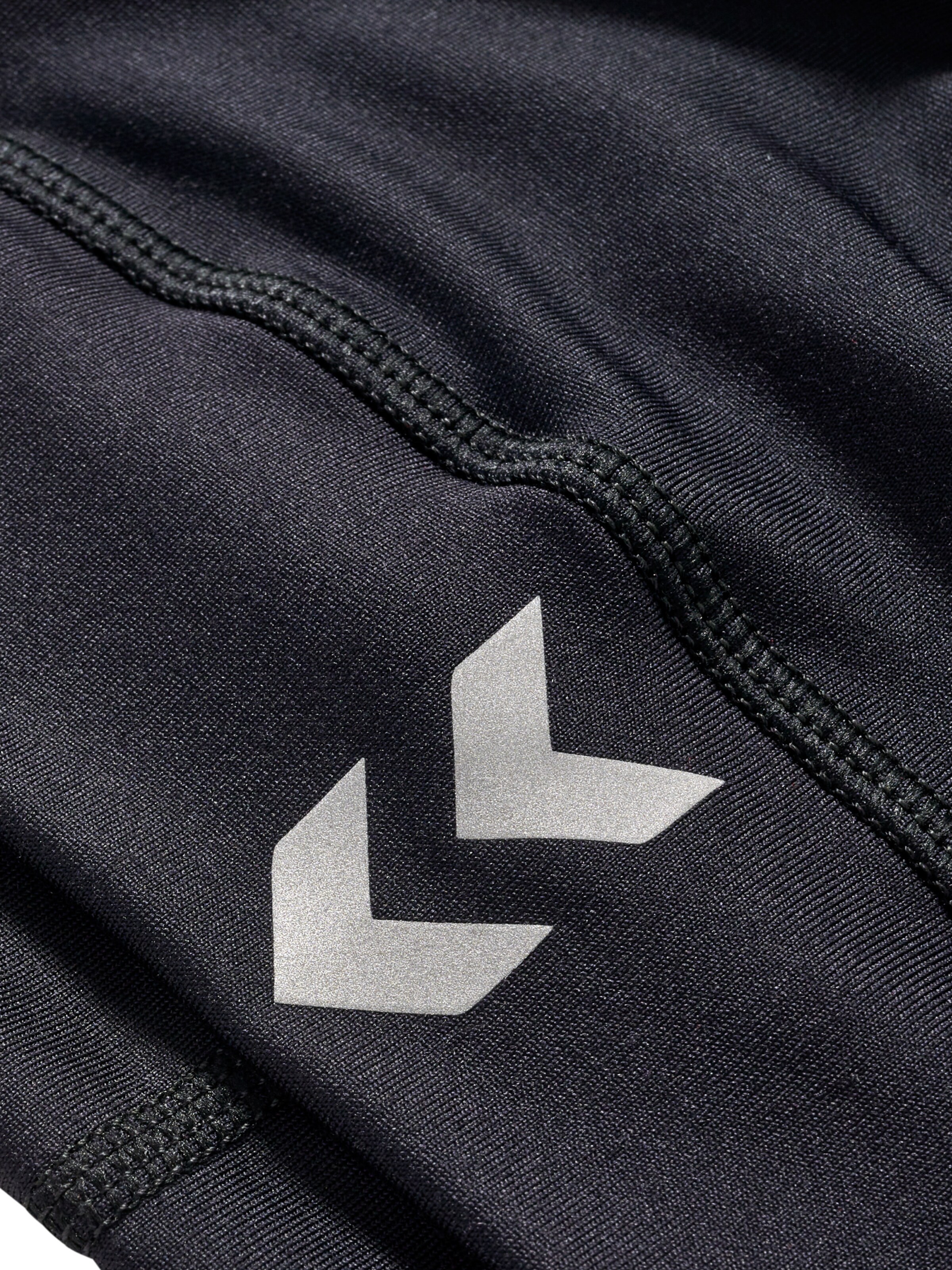 Hummel Sports beanie in Black