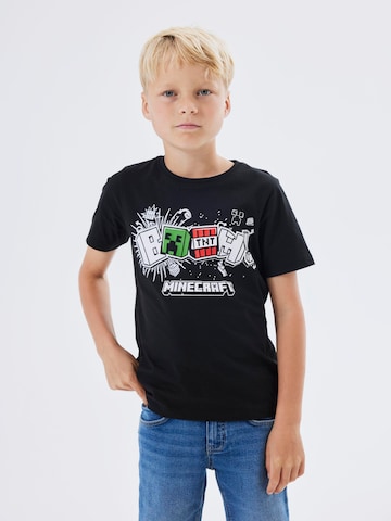 Tricou 'DINKO' de la NAME IT pe negru: față