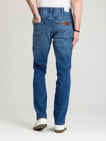 regular Jeans 'Wrangler River Outlaw 112362414' di WRANGLER in blu
