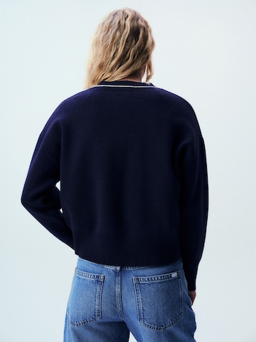 self. Sweater in Blue