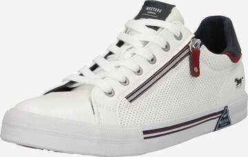 MUSTANG Sneakers in White: front