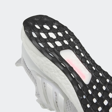 Chaussure de course 'Ultraboost 1.0' ADIDAS SPORTSWEAR en blanc
