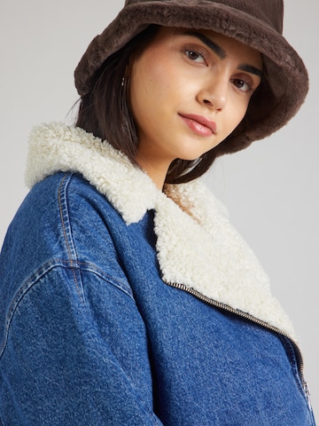 LEVI'S ® Prechodná bunda 'Sherpa Flight' - Modrá